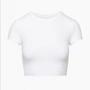 Aritzia TNA chill white crop tee